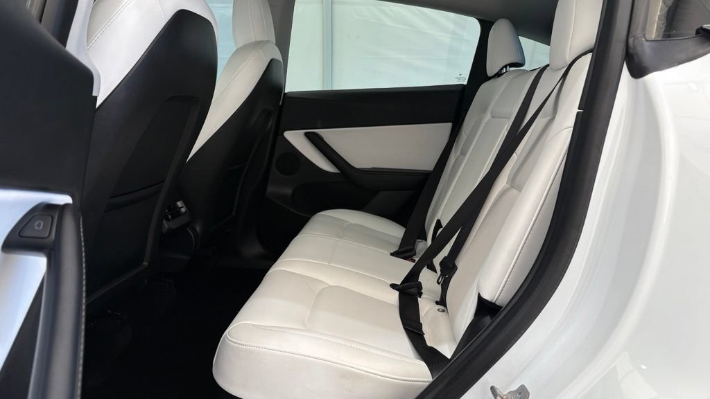 Used 2022 Tesla Model Y Performance AWD/4WD image 20