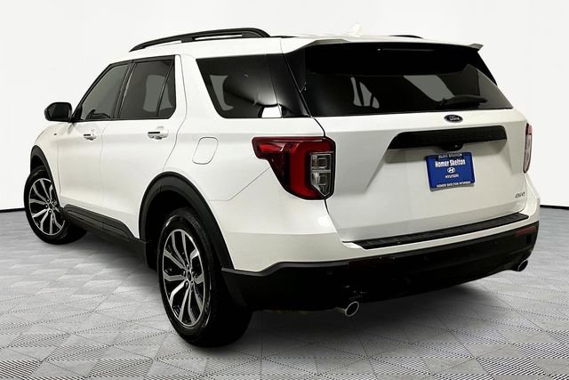 Used 2023 Ford Explorer ST-Line image 11