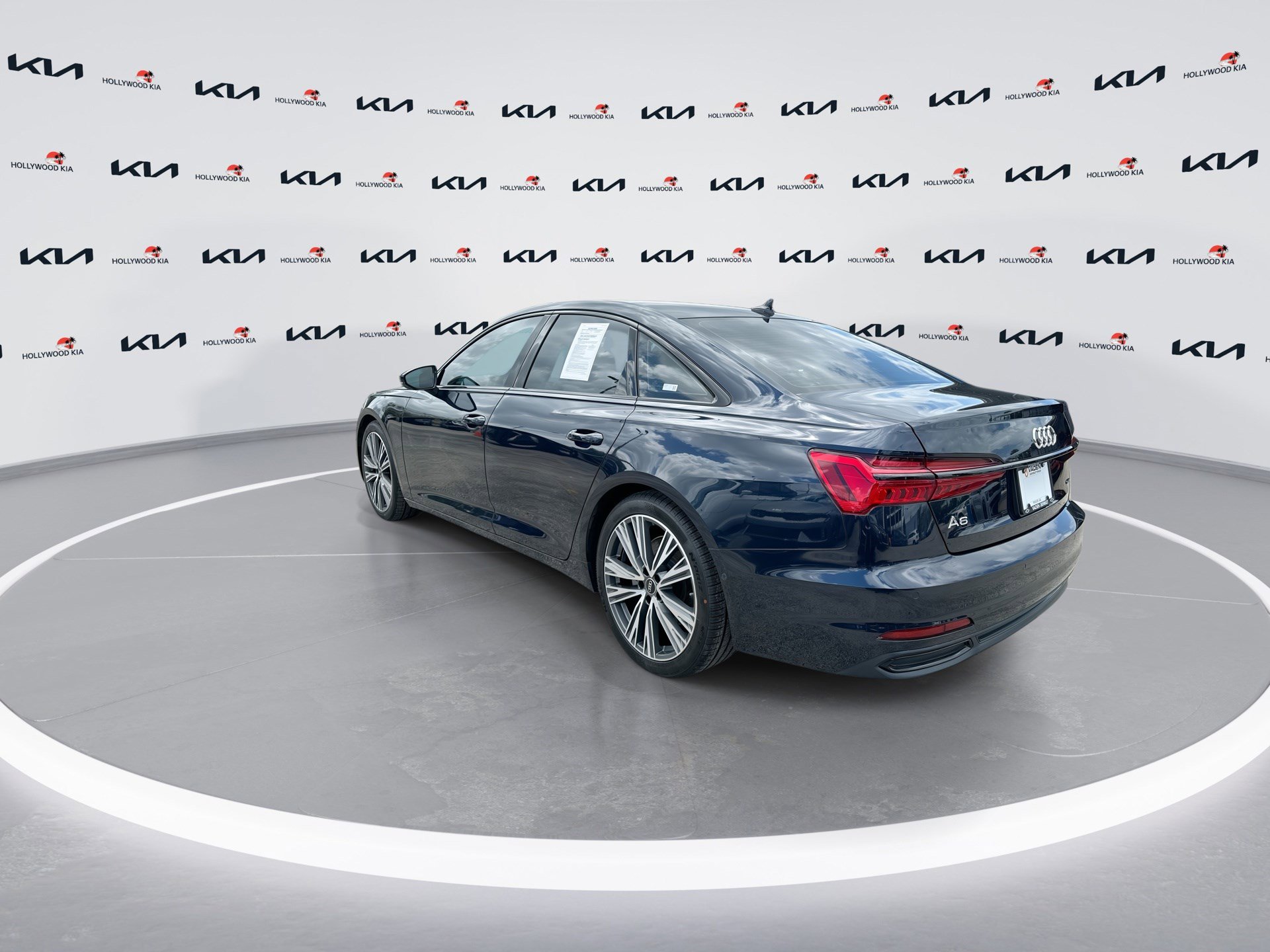 Used 2023 Audi A6 Premium Plus image 6
