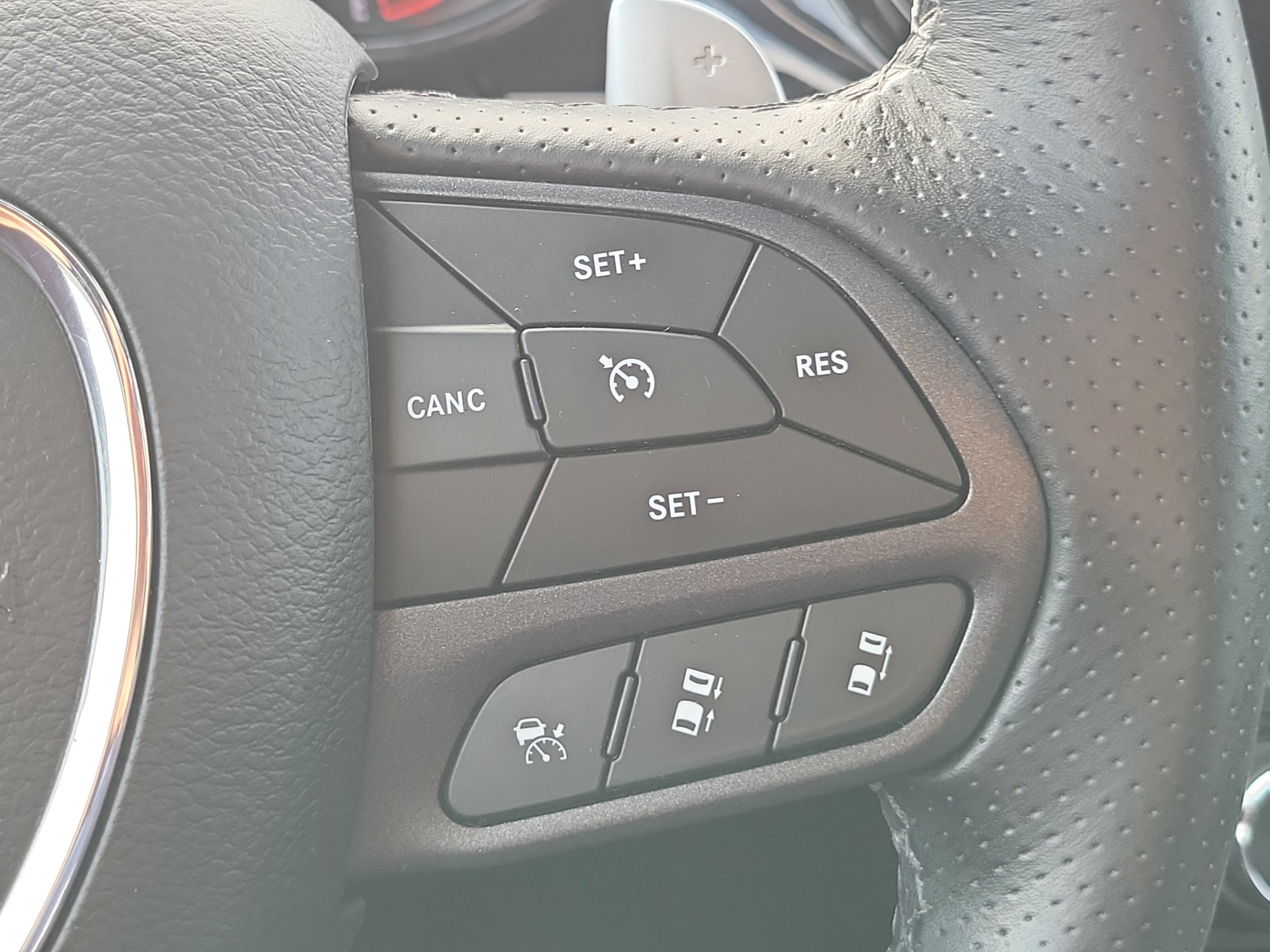 Used 2023 Dodge Durango GT AWD/4WD image 28