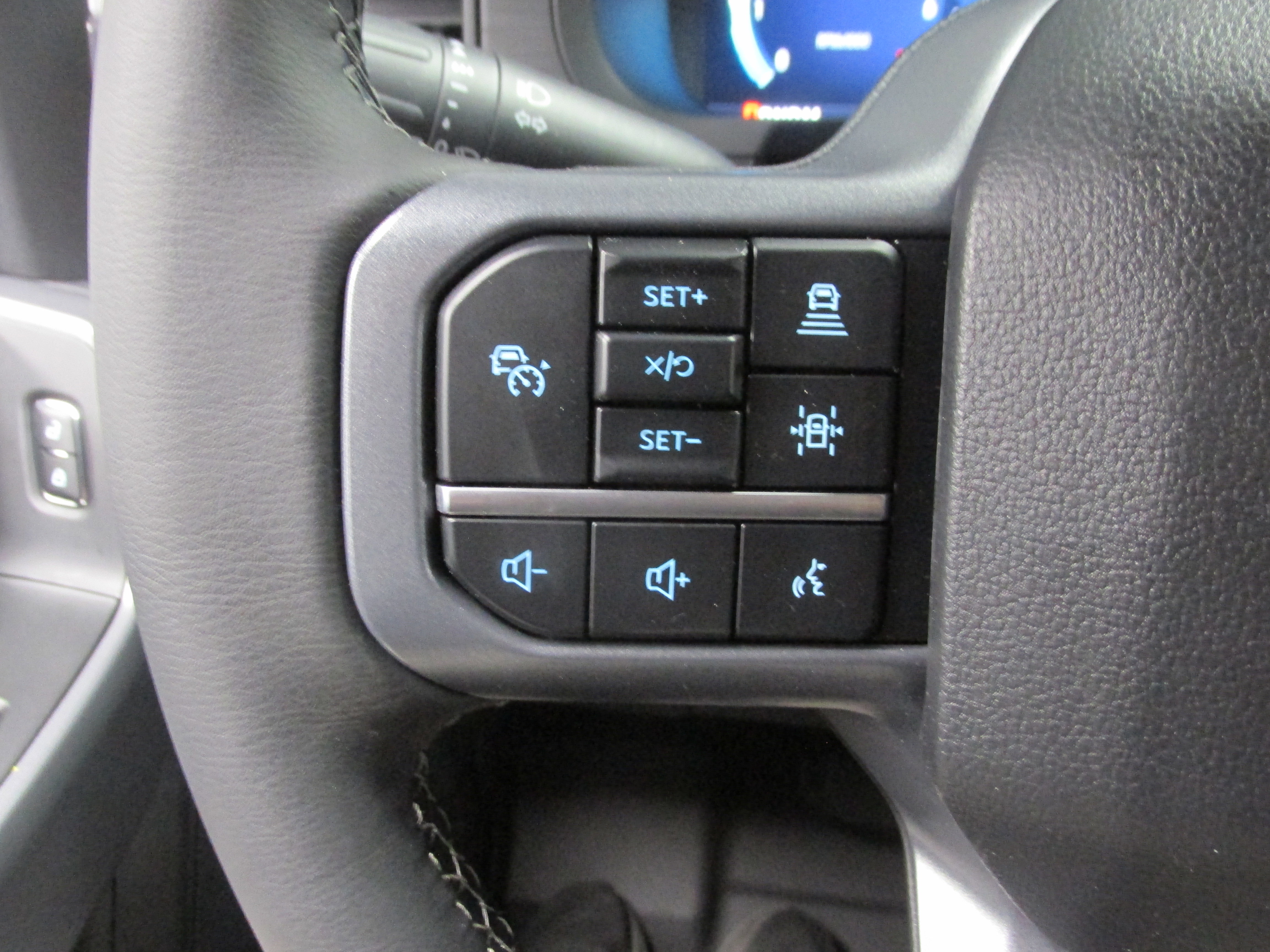 New 2026 Ford F150 XLT w/ Equipment Group 302A MID image 30