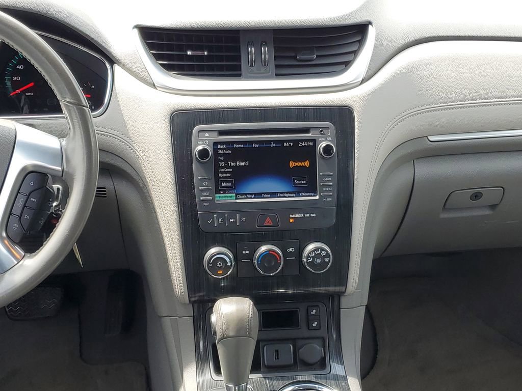 Used 2016 Chevrolet Traverse LT w/ Style and Technology Package AWD/4WD image 23