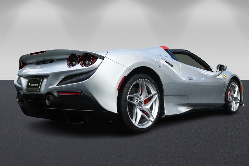 Certified 2021 Ferrari F8 Tributo image 3