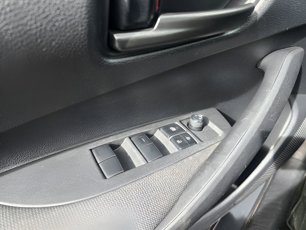 Used 2024 Toyota Corolla LE image 23