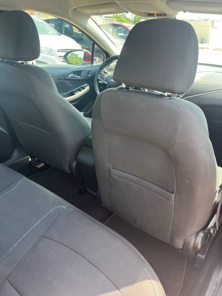 Used 2016 Chevrolet Cruze LT FWD image 30
