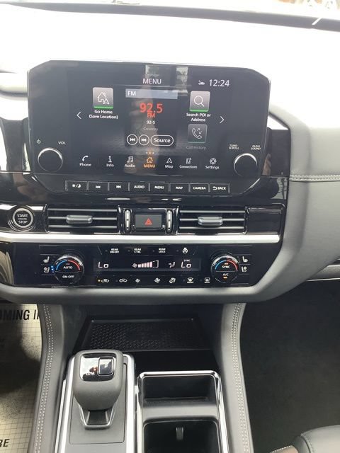 Used 2024 Nissan Pathfinder Platinum w/ Cargo Package AWD/4WD image 26