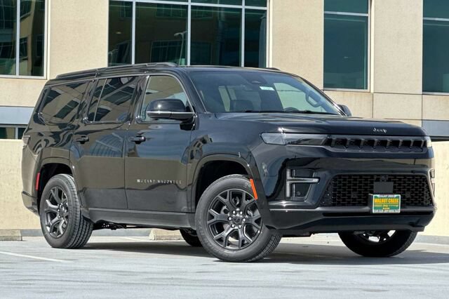 New 2026 Jeep Grand Wagoneer Limited AWD/4WD image 2