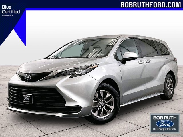 Used 2025 Toyota Sienna LE