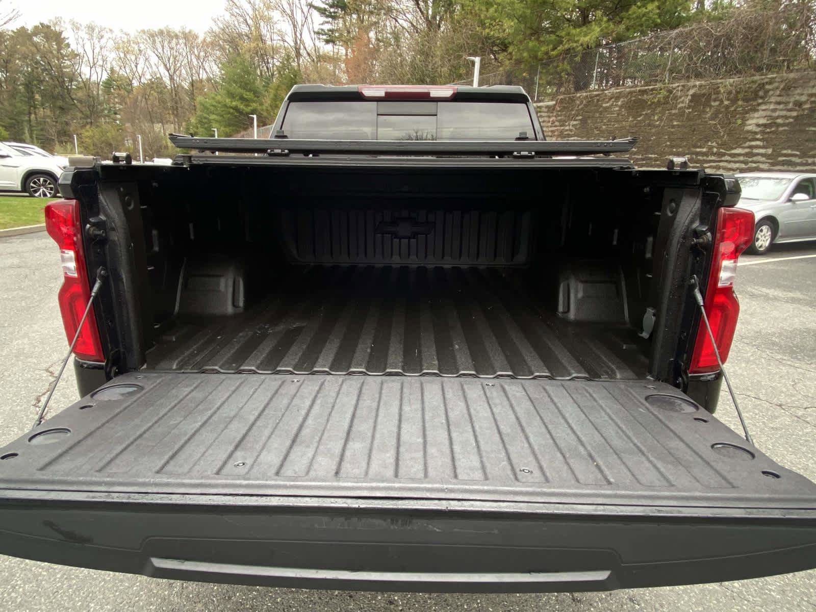 Used 2022 Chevrolet Silverado 1500 LT Trail Boss w/ Convenience Package II AWD/4WD image 10