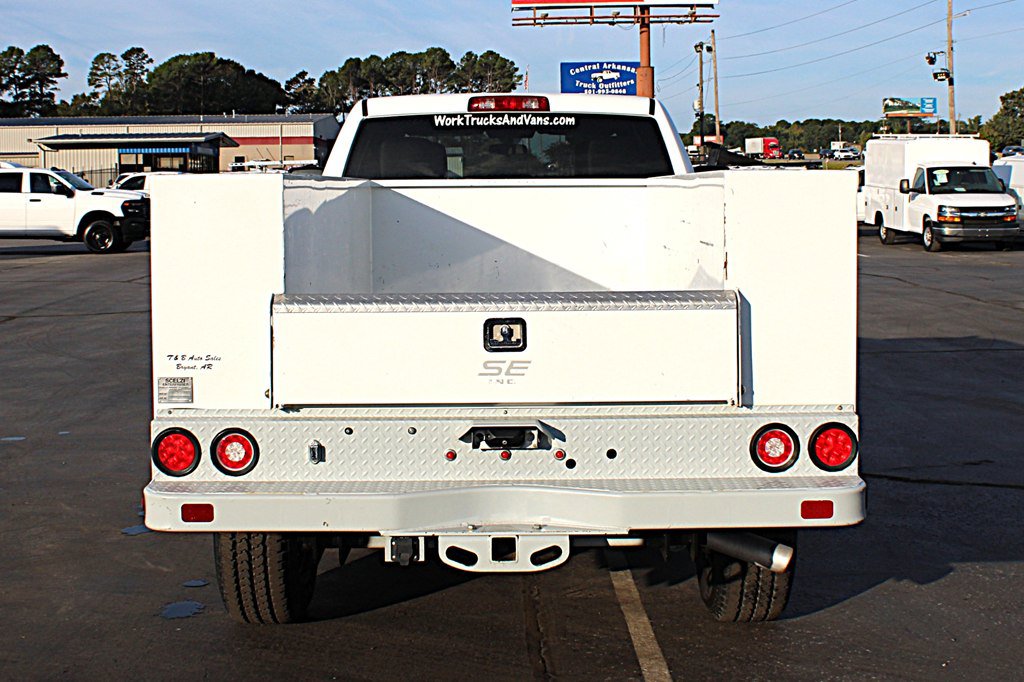 Used 2024 RAM 2500 Tradesman w/ Chrome Appearance Group AWD/4WD image 13