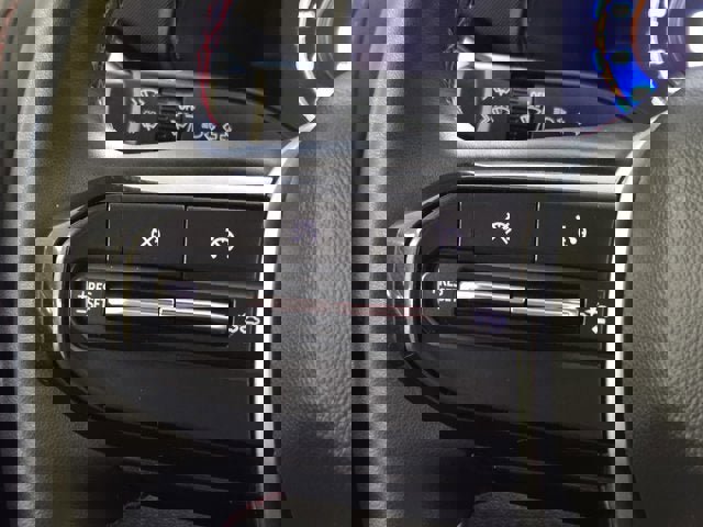 Used 2024 Chevrolet Colorado Z71 w/ Z71 Convenience Package 2 image 27