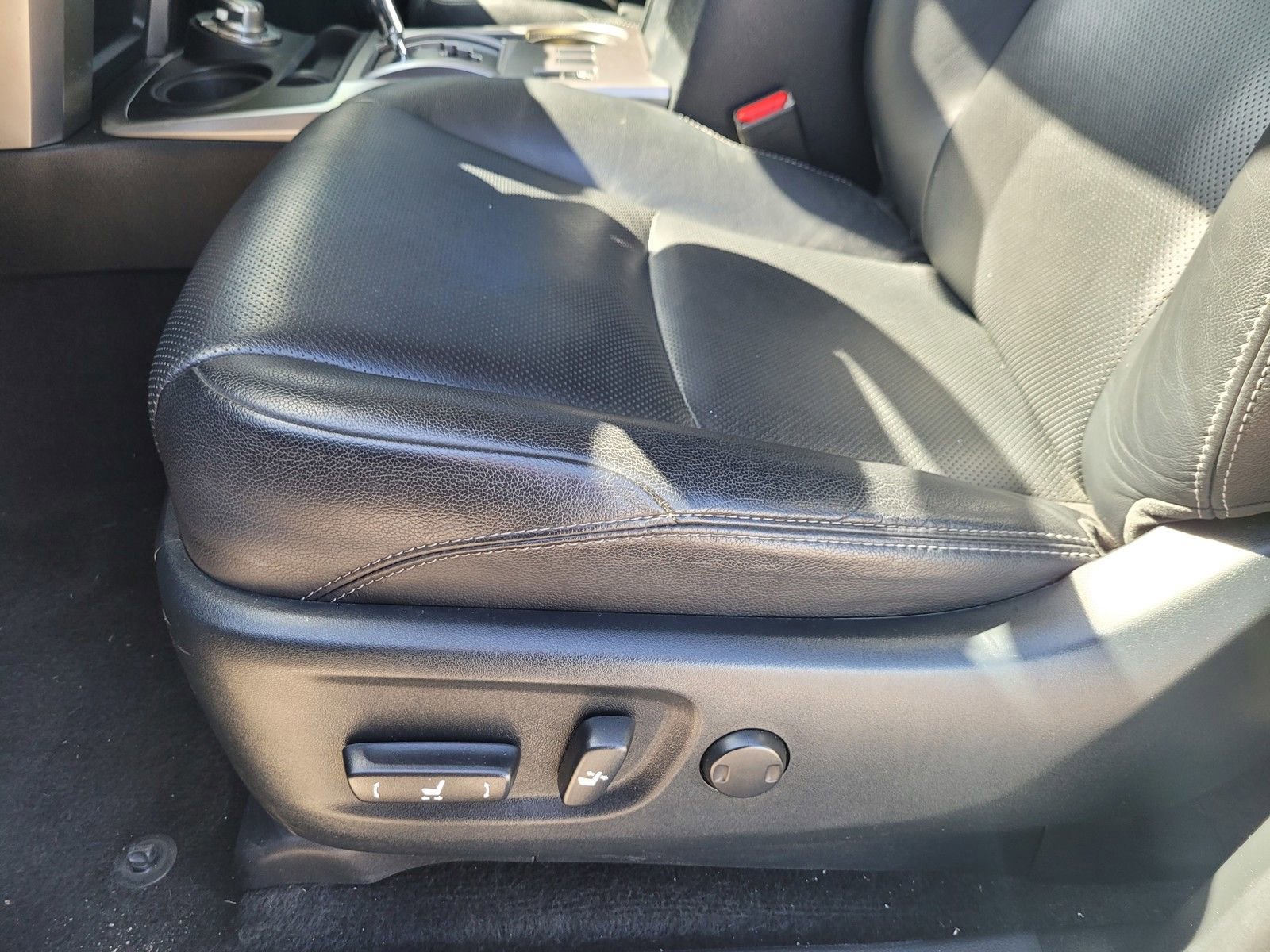 Used 2023 Toyota 4Runner Limited image 17