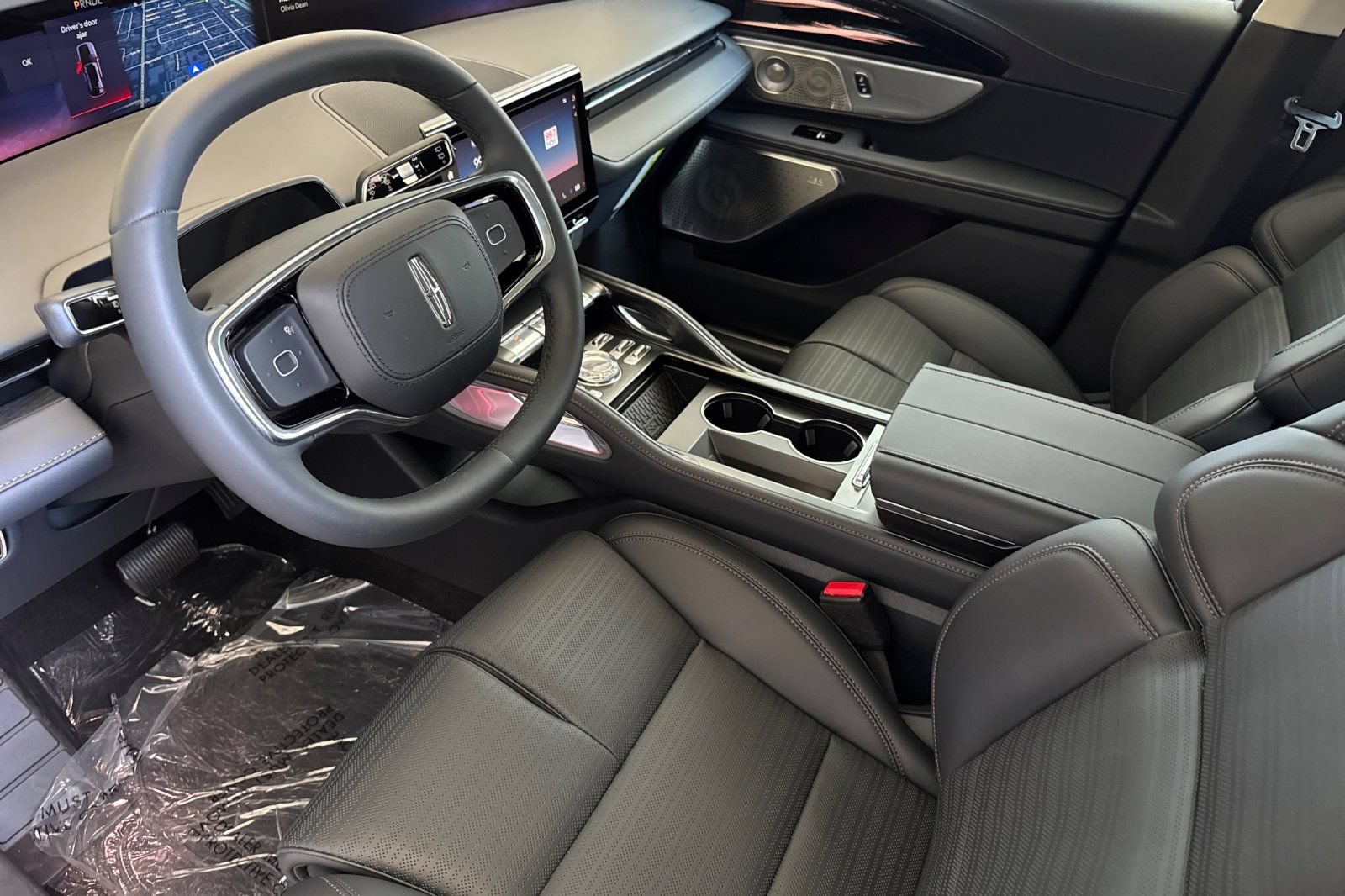 New 2026 Lincoln Nautilus Reserve AWD/4WD image 7