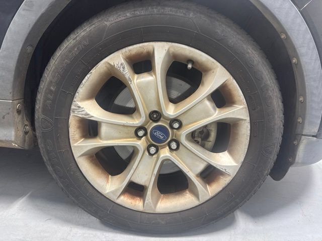 Used 2015 Ford Escape Titanium FWD image 4