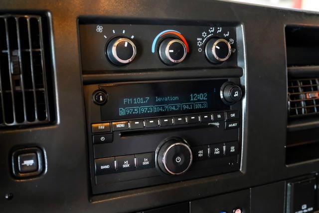 Used 2021 Chevrolet Express 3500 w/ Power Convenience Package RWD image 22