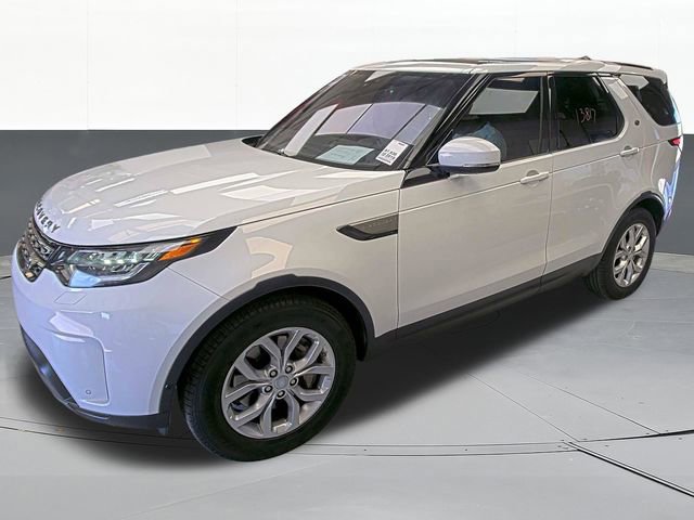 Used 2019 Land Rover Discovery SE image 2