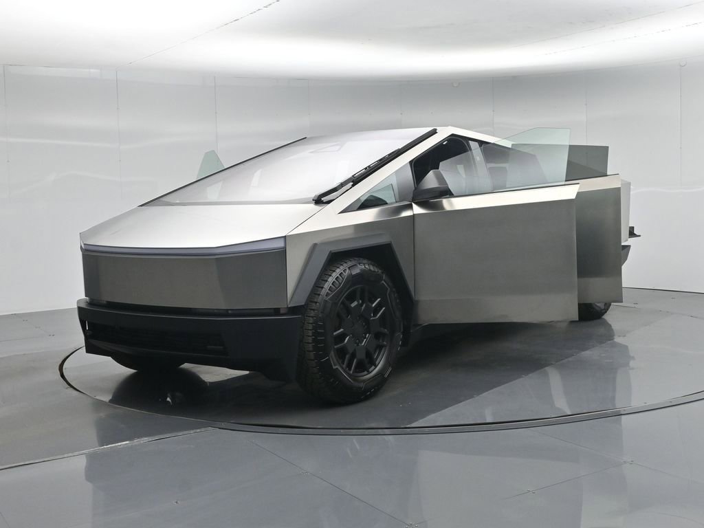 Used 2025 Tesla Cybertruck AWD Crew Cab image 28