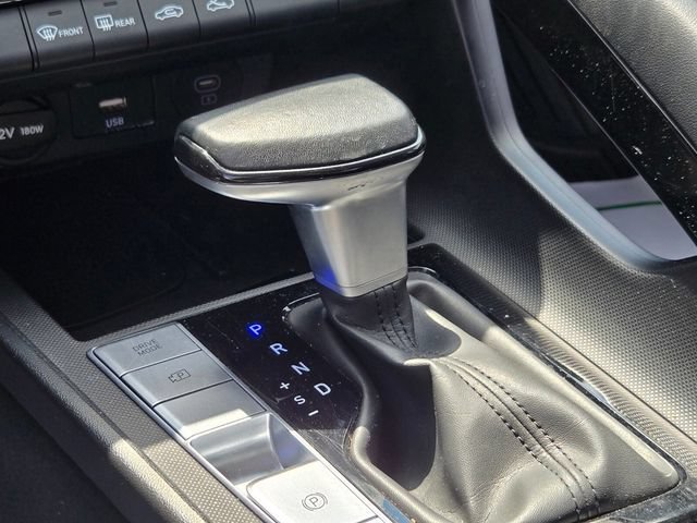 Used 2025 Hyundai Elantra SEL FWD image 27