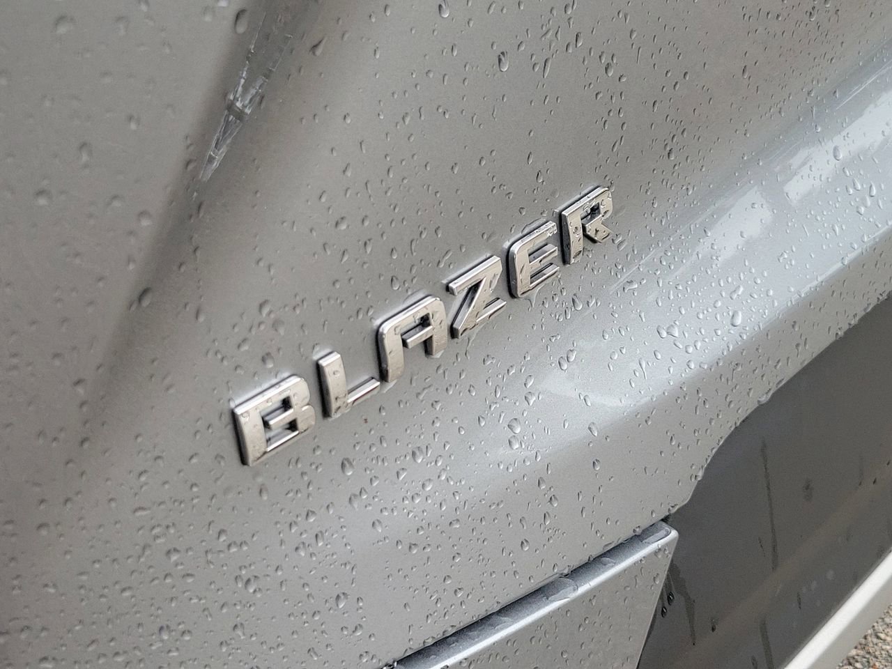 Used 2025 Chevrolet Blazer LT FWD image 5