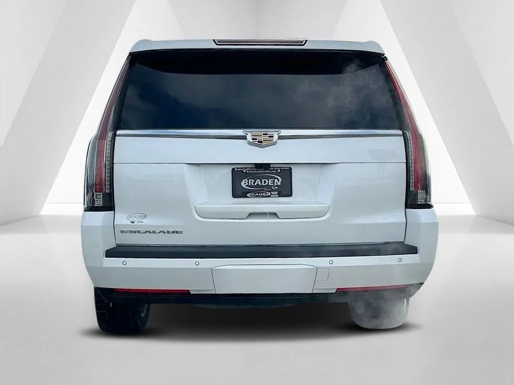 Used 2020 Cadillac Escalade Platinum image 6
