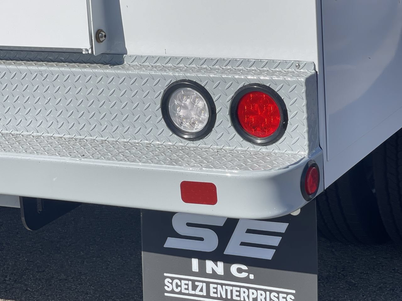 New 2026 Ford F550 2WD Crew Cab Super Duty image 9