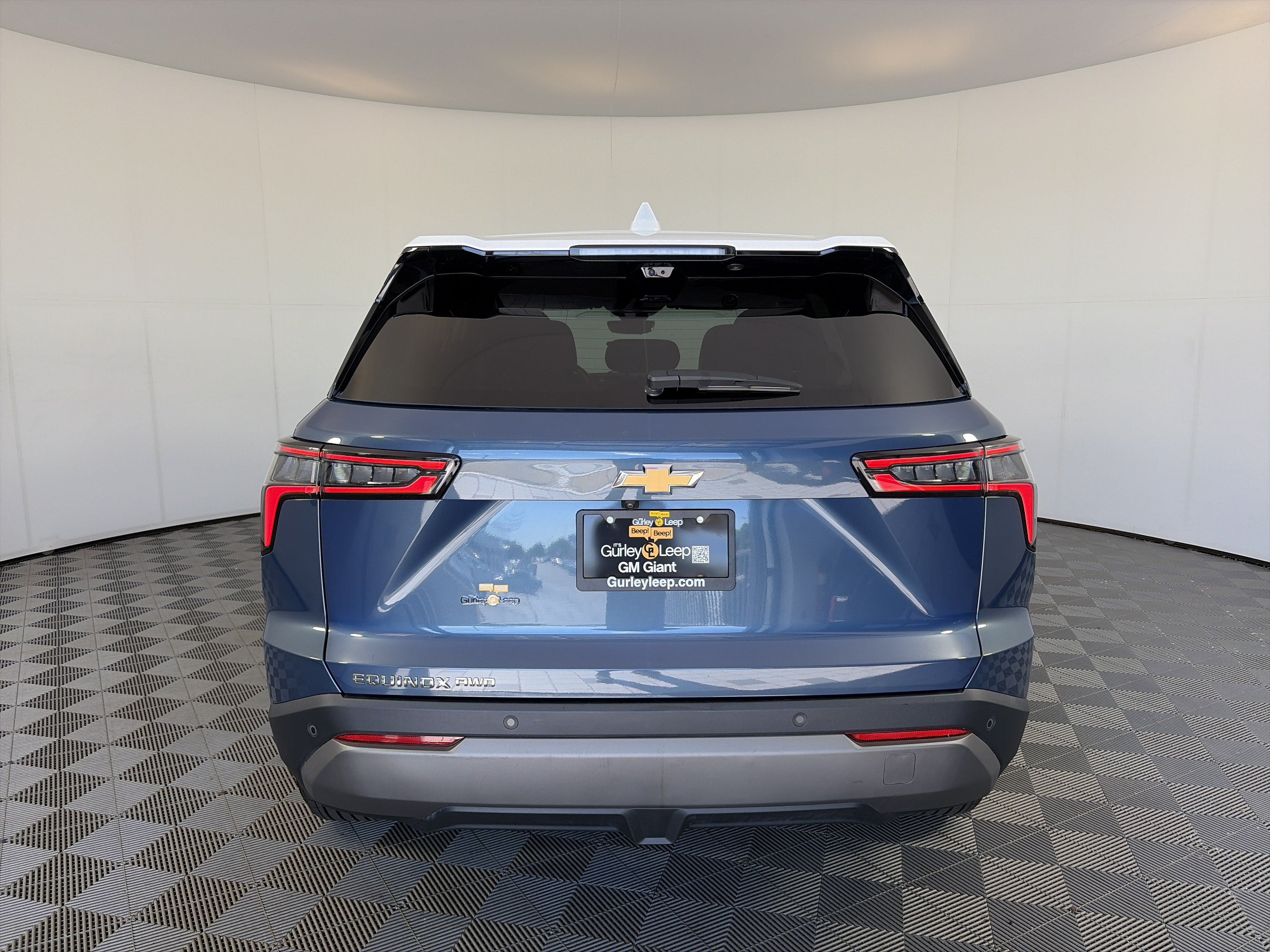 Certified 2025 Chevrolet Equinox LT w/ Safety and Technology Package AWD/4WD image 9