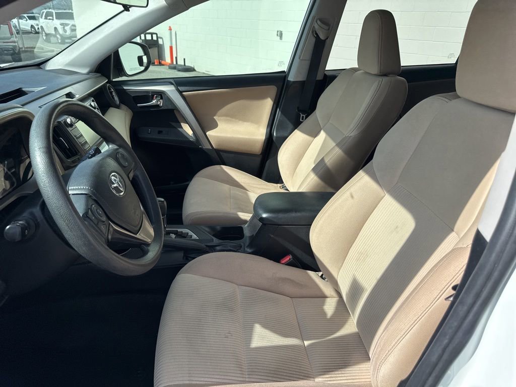 Used 2015 Toyota RAV4 XLE image 17
