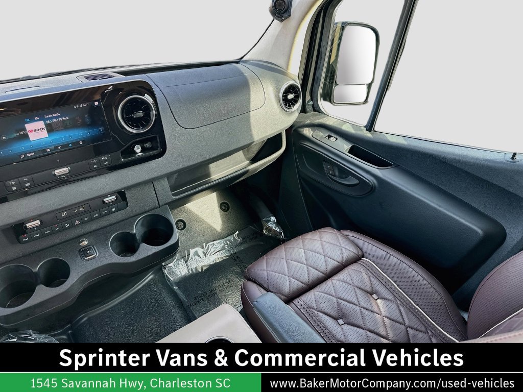 Used 2021 Mercedes-Benz Sprinter 2500 image 5