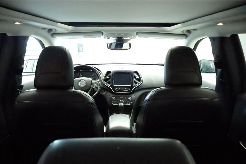 Used 2021 Jeep Cherokee Limited image 21