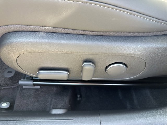 New 2026 Hyundai Kona SEL Premium image 16