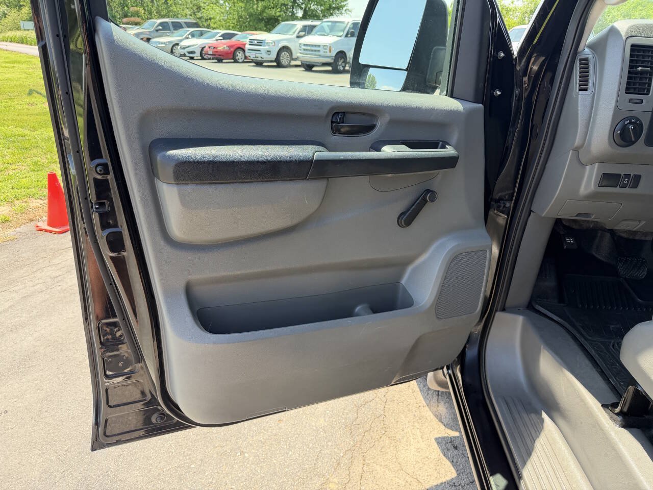 Used 2012 Nissan NV 1500 S RWD image 20