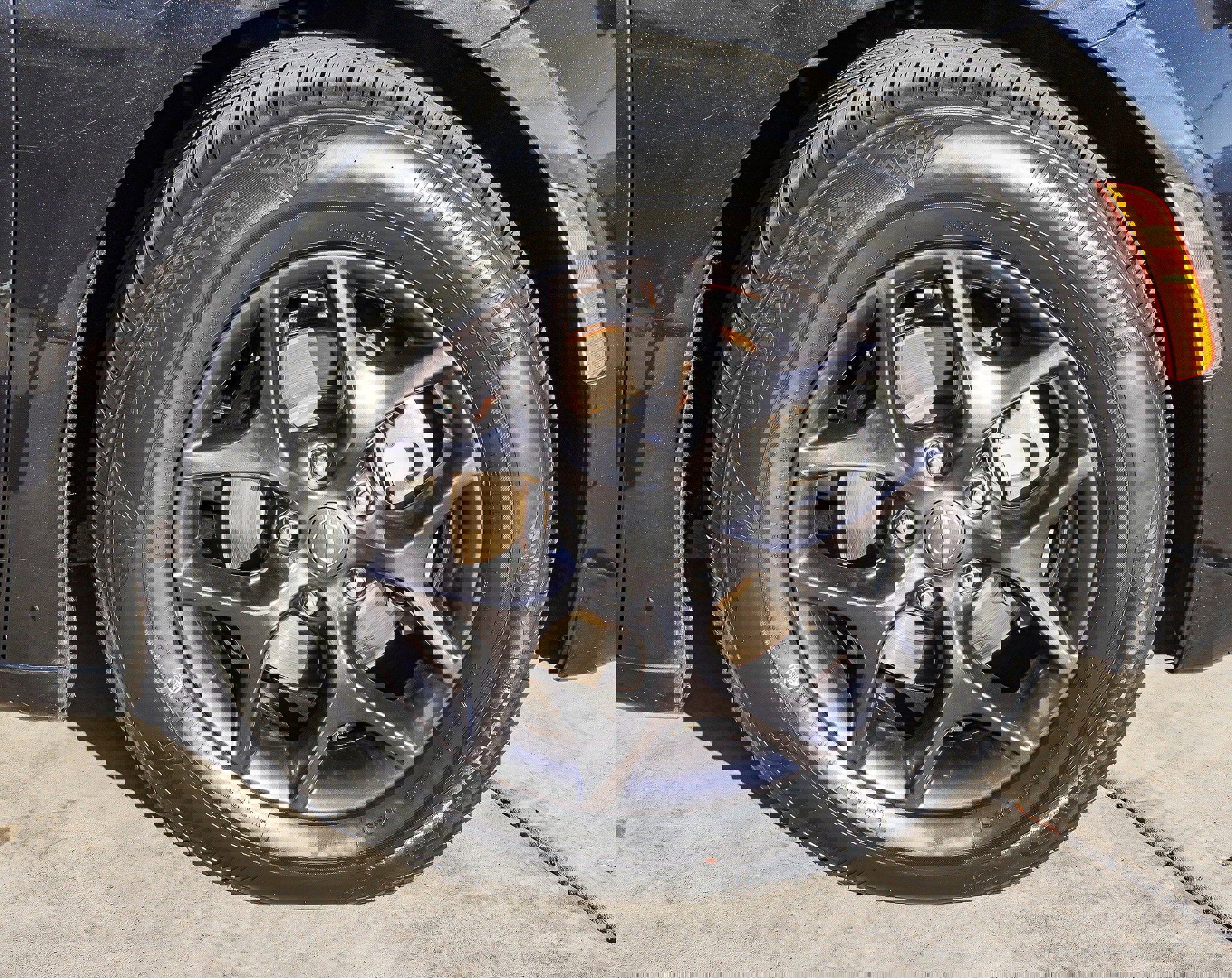 Used 2019 Chrysler Pacifica Touring-L w/ S Appearance Package image 10