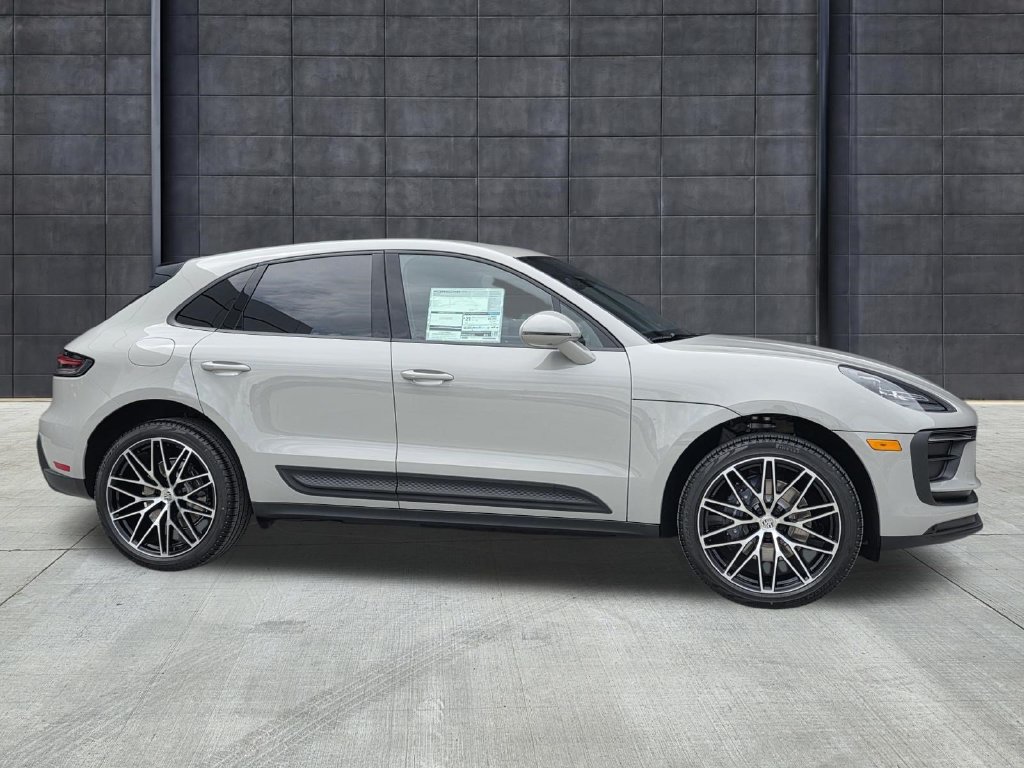 New 2026 Porsche Macan AWD/4WD image 7