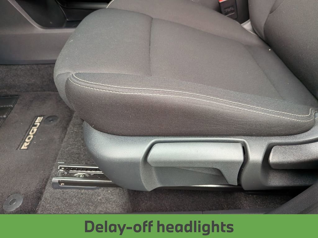 Used 2023 Nissan Rogue S FWD image 12