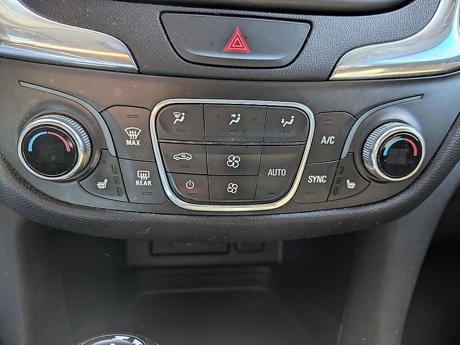 Used 2020 Chevrolet Equinox LT image 27