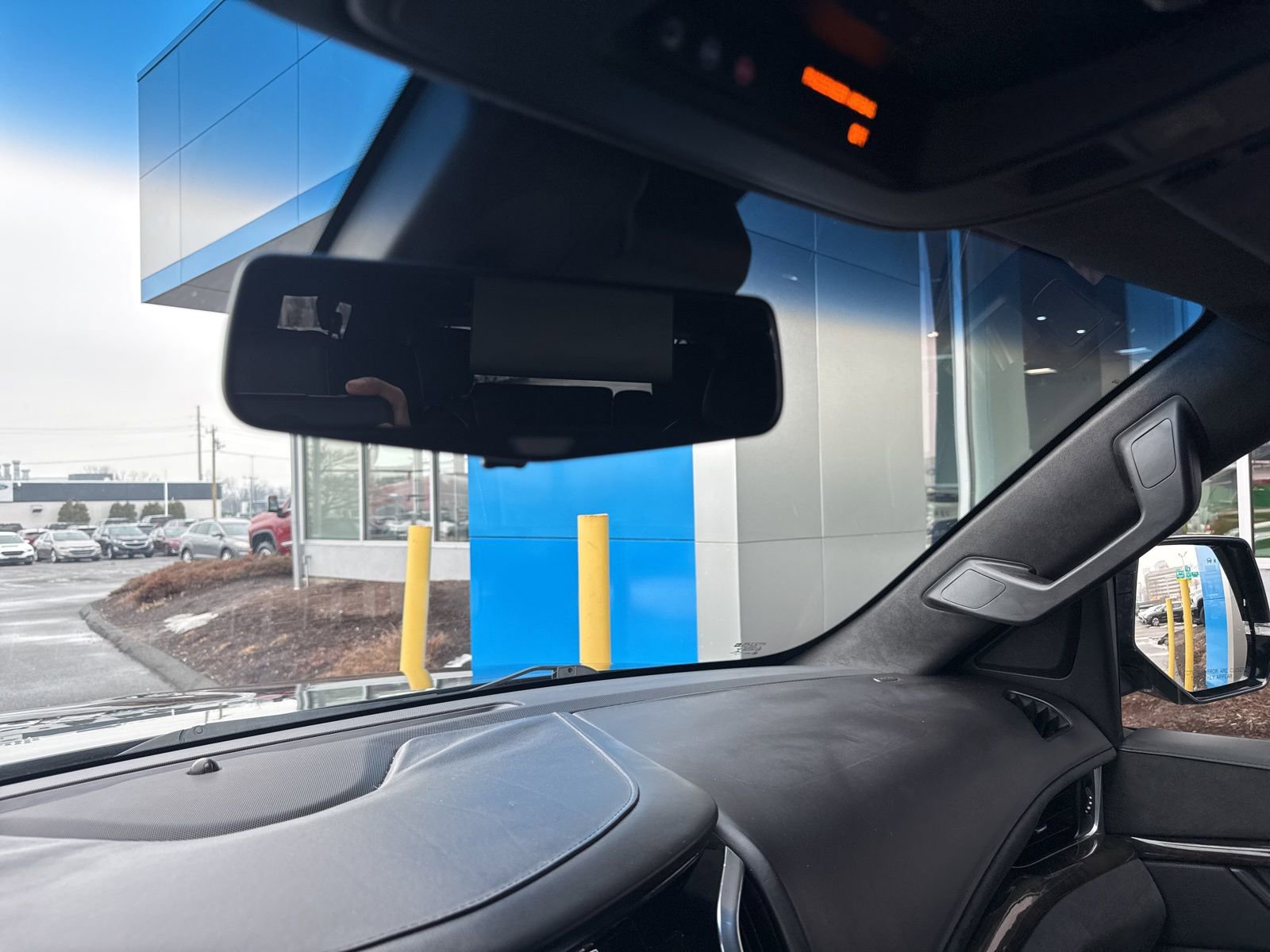 Used 2017 Cadillac Escalade ESV Platinum image 36