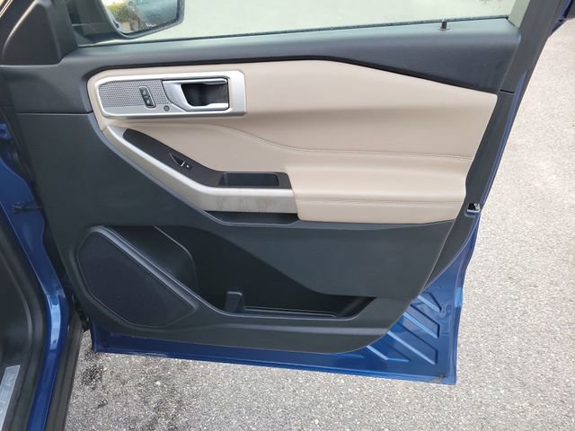 Used 2023 Ford Explorer Limited w/ Equipment Group 301A image 39