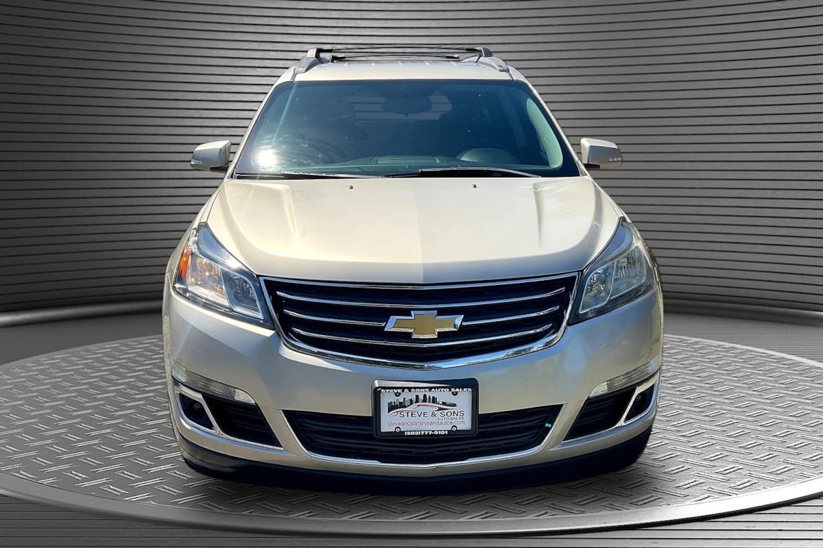 Used 2013 Chevrolet Traverse LT w/ All-Star Edition AWD/4WD image 2