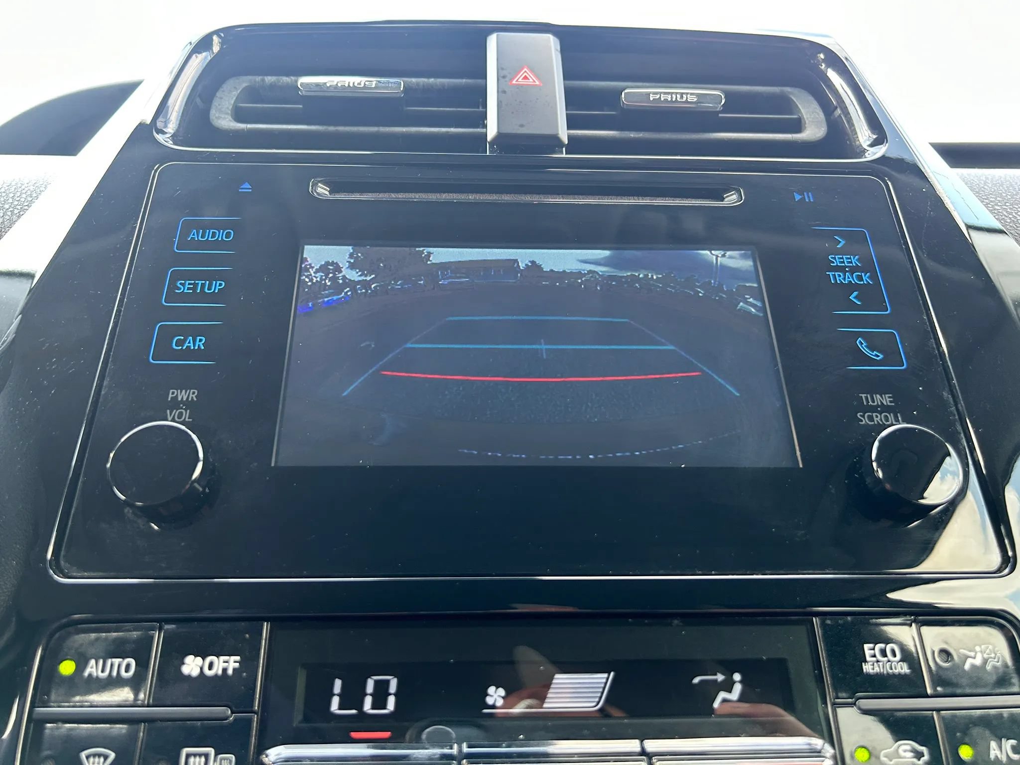 Used 2017 Toyota Prius Four FWD image 18