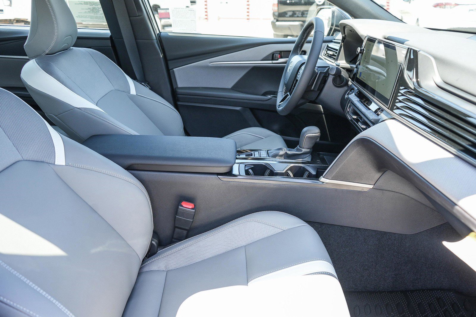 New 2026 Toyota Camry SE image 23