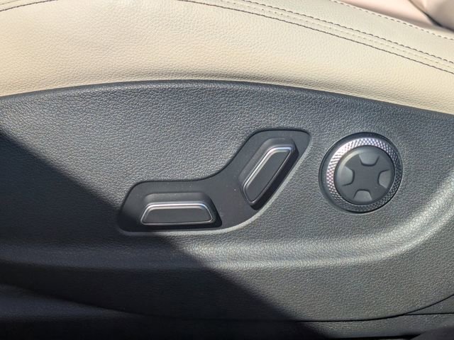 Used 2026 Genesis GV70 2.5T Select image 21