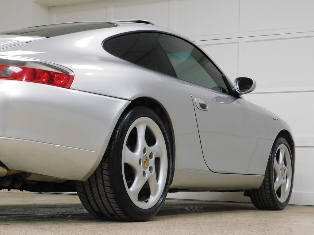 Used 2001 Porsche 911 Carrera 4 image 81