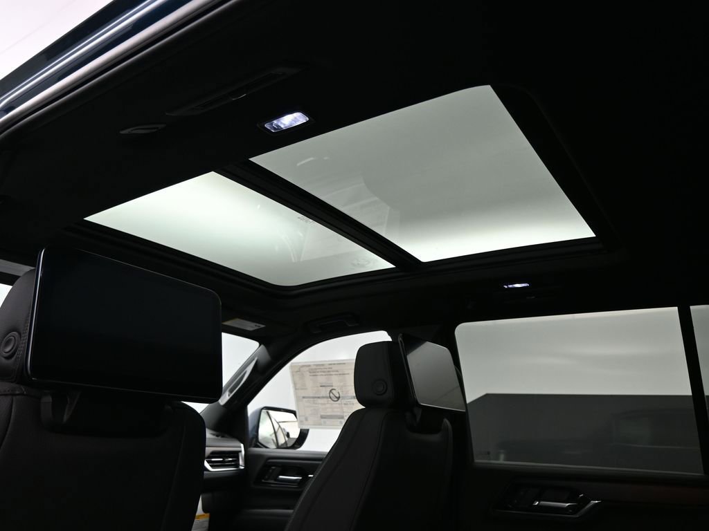 New 2026 GMC Yukon XL Denali image 26