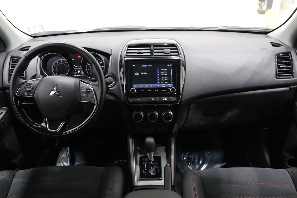 Used 2024 Mitsubishi Outlander Sport ES image 27