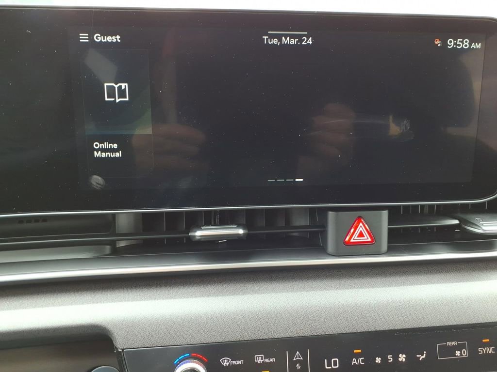 New 2026 Kia Carnival EX image 23