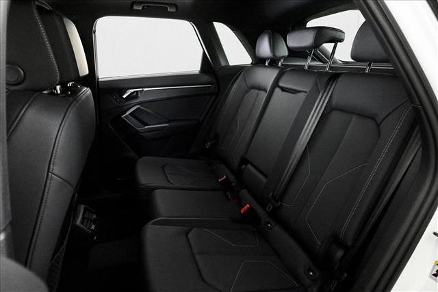 New 2025 Audi Q3 2.0T Premium image 12