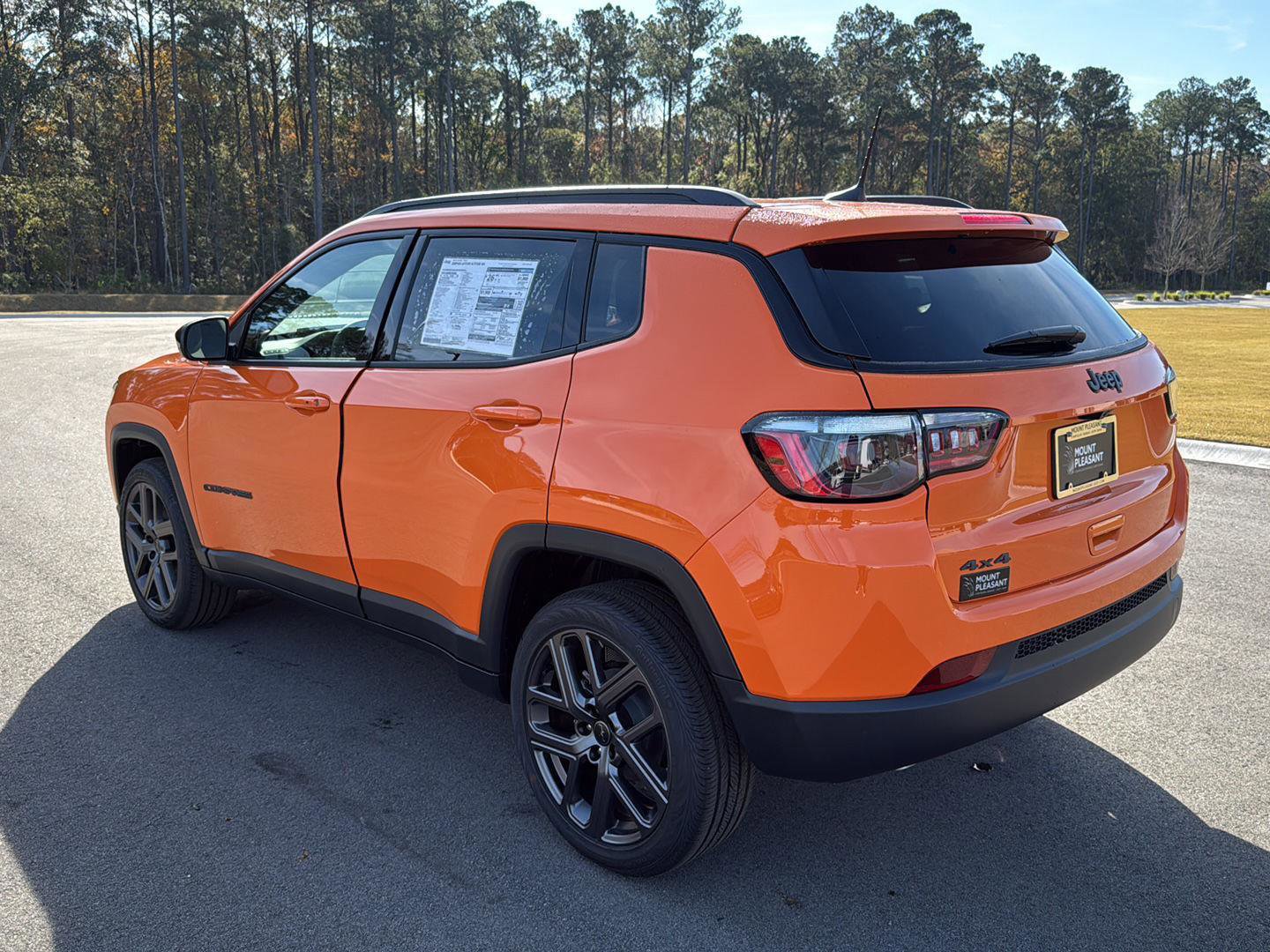 New 2026 Jeep Compass Latitude image 6