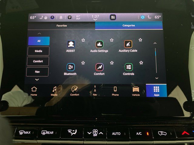 Used 2023 Jeep Wagoneer 4WD w/ Premium Group I image 59