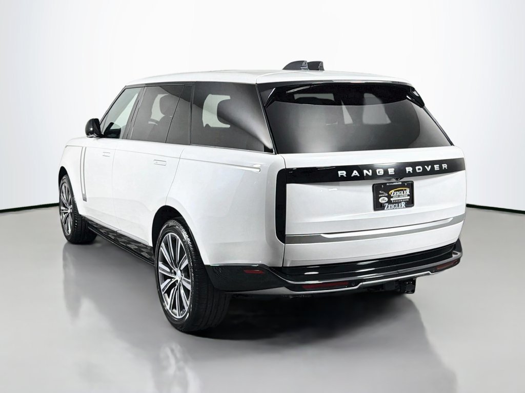 Used 2025 Land Rover Range Rover Long Wheelbase Autobiography AWD/4WD image 7