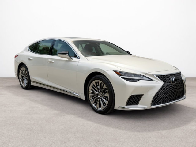 Used 2023 Lexus LS 500 w/ Accessory Package (Z2) RWD image 7